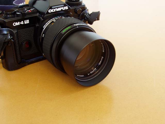 ZUIKO�@100mm F2 �����t�[�h�ˏo