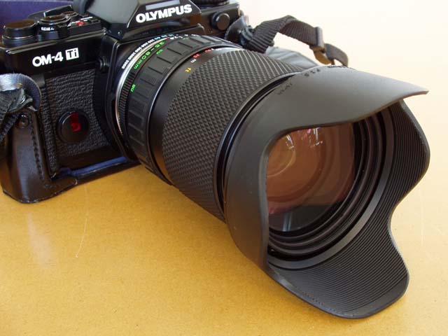 ZUIKO�@ZOOM�@35�`80mm F2.8 �����t�[�h�t