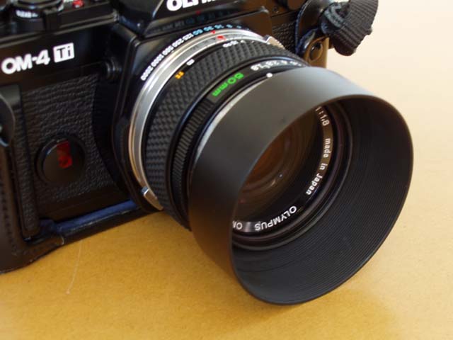 ZUIKO�@50mm F1.8�@���������t�[�h�t